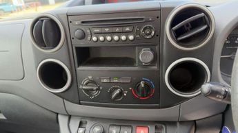 PEUGEOT PARTNER 1.6 HDi 850 Professional Panel Van 4dr Diesel Manual L1 (132 g/k