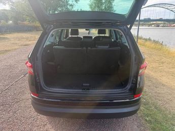SKODA KODIAQ 2.0 TDI Edition SUV 5dr Diesel DSG 4WD Euro 6 (s/s) (7 Seat) (15