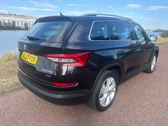SKODA KODIAQ 2.0 TDI Edition SUV 5dr Diesel DSG 4WD Euro 6 (s/s) (7 Seat) (15