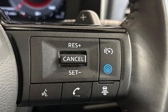 NISSAN QASHQAI 1.3 DIG-T MHEV Tekna SUV 5dr Petrol Hybrid XTRON Euro 6 (s/s) (1