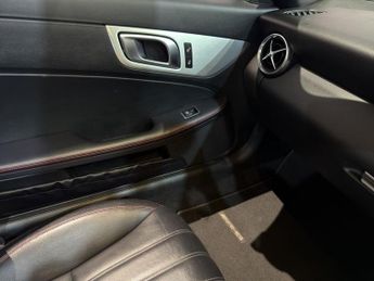 MERCEDES-BENZ SLK 1.8 SLK200 AMG Sport Convertible 2dr Petrol G-Tronic+ Euro 5 (s/