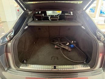 AUDI E-TRON 55 S line Sportback 5dr Electric Auto quattro 95kWh (408 ps)