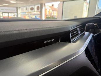 AUDI E-TRON 55 S line Sportback 5dr Electric Auto quattro 95kWh (408 ps)