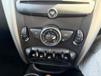 MINI PACEMAN 1.6 Cooper SUV 3dr Petrol Manual Euro 5 (s/s) (122 ps)