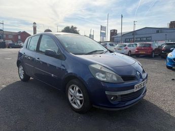 Renault Clio 1.4 16v Dynamique Hatchback 5dr Petrol Manual (158 g/km, 98 bhp)