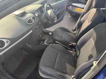 RENAULT CLIO 1.4 16v Dynamique Hatchback 5dr Petrol Manual (158 g/km, 98 bhp)