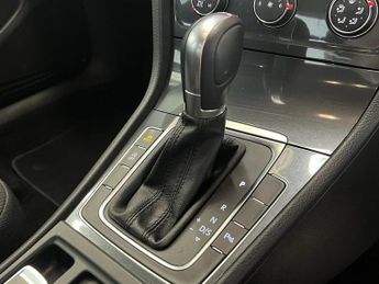 VOLKSWAGEN GOLF 1.4 TSI SE Nav Hatchback 5dr Petrol DSG Euro 6 (s/s) (125 ps)
