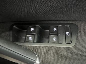 VOLKSWAGEN GOLF 1.4 TSI SE Nav Hatchback 5dr Petrol DSG Euro 6 (s/s) (125 ps)