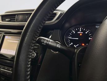 NISSAN QASHQAI 1.6 dCi N-Connecta SUV 5dr Diesel XTRON 2WD Euro 6 (s/s) (130 ps