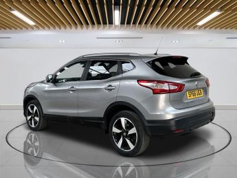 NISSAN QASHQAI 1.6 dCi N-Connecta SUV 5dr Diesel XTRON 2WD Euro 6 (s/s) (130 ps