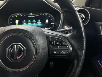 MG MG HS 1.5 T-GDI 16.6kWh Exclusive SUV 5dr Petrol Plug-in Hybrid Auto E