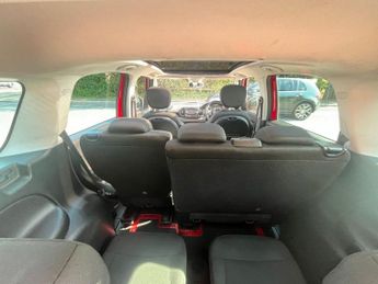 FIAT 500L 1.3 MultiJet Lounge MPW 5dr Diesel Dualogic Euro 6 (s/s) (7 Seat