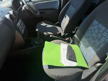 FORD FUSION 1.4 2 Hatchback 5dr Petrol Durashift EST (157 g/km, 79 bhp)