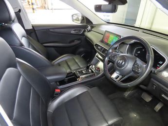 MG MG HS 1.5 T-GDI Excite SUV 5dr Petrol DCT Euro 6 (s/s) (162 ps)