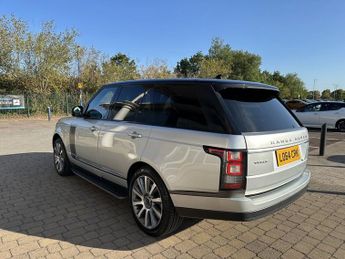 LAND ROVER RANGE ROVER 3.0 TD V6 Vogue SUV 5dr Diesel Auto 4WD Euro 5 (s/s) (258 ps)