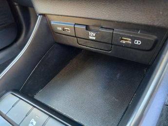 HYUNDAI BAYON 1.0 T-GDi MHEV SE Connect SUV 5dr Petrol Hybrid DCT Euro 6 (s/s)