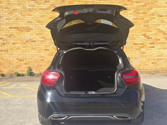 MERCEDES-BENZ A CLASS 2.1 A200d Sport (Premium) Hatchback 5dr Diesel 7G-DCT Euro 6 (s/