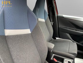 VAUXHALL Frontera Electric 44kWh Design SUV 5dr Electric Auto (113 ps)