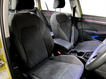 VOLKSWAGEN GOLF 2.0 TDI Style Estate 5dr Diesel DSG Euro 6 (s/s) (115 ps)