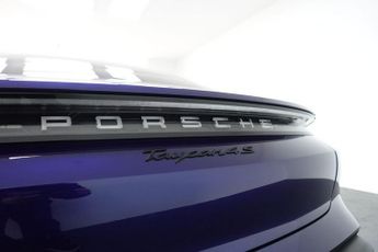 PORSCHE TAYCAN Performance Plus 93.4kWh 4S Saloon 4dr Electric Auto 4WD (571 ps