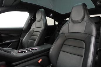 PORSCHE TAYCAN Performance Plus 93.4kWh 4S Saloon 4dr Electric Auto 4WD (571 ps