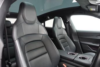 PORSCHE TAYCAN Performance Plus 93.4kWh 4S Saloon 4dr Electric Auto 4WD (571 ps