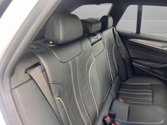BMW 5 SERIES 2.0 520d M Sport Touring 5dr Diesel Auto Euro 6 (s/s) (190 ps)