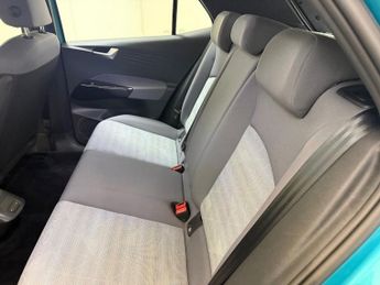 VOLKSWAGEN ID.3 Pro Performance 58kWh Life Hatchback 5dr Electric Auto (204 ps)