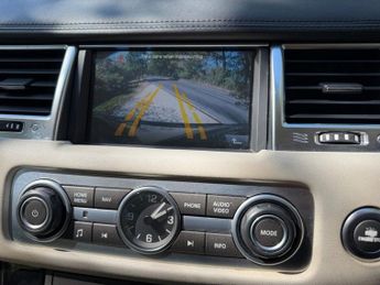 LAND ROVER RANGE ROVER SPORT 3.0 TD V6 HSE SUV 5dr Diesel CommandShift 4WD Euro 5 (245 ps)