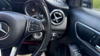 MERCEDES-BENZ GLA 1.6 GLA180 Urban Edition SUV 5dr Petrol 7G-DCT Euro 6 (s/s) (122