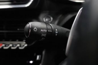 PEUGEOT 208 1.2 PureTech GT Line Hatchback 5dr Petrol EAT Euro 6 (s/s) (130 