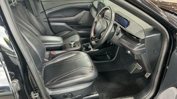 FORD MUSTANG MACH-E Extended Range 91kWh SUV 5dr Electric Automatic AWD (351 ps)