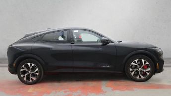 FORD MUSTANG MACH-E Extended Range 91kWh SUV 5dr Electric Automatic AWD (351 ps)