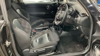 MINI HATCH 2.0 Cooper S Hatchback 3dr Petrol Steptronic Euro 6 (s/s) (192 p