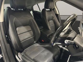 JAGUAR I-PACE 400 90kWh SE SUV 5dr Electric Auto 4WD (400 ps)