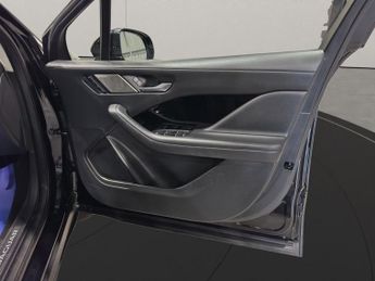 JAGUAR I-PACE 400 90kWh SE SUV 5dr Electric Auto 4WD (400 ps)