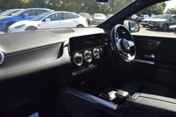 MERCEDES-BENZ GLA 1.3 GLA250e 15.6kWh Exclusive Edition (Premium) SUV 5dr Petrol P