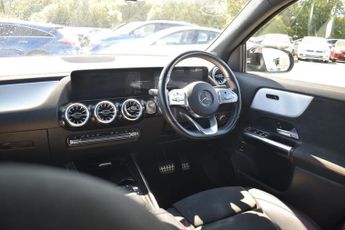 MERCEDES-BENZ EQA EQA 250 66.5kWh AMG Line SUV 5dr Electric Auto (190 ps)