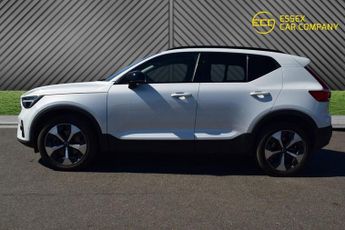 VOLVO XC40 2.0 B4 MHEV Ultimate SUV 5dr Petrol Hybrid DCT Auto Euro 6 (s/s)