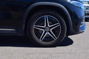 MERCEDES-BENZ EQA EQA 300 66.5kWh AMG Line SUV 5dr Electric Auto 4MATIC (228 ps)