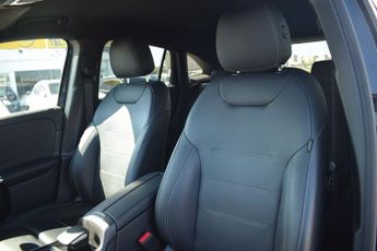 MERCEDES-BENZ GLA 1.3 GLA250e 15.6kWh Exclusive Edition (Premium) SUV 5dr Petrol P