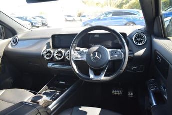 MERCEDES-BENZ GLA 1.3 GLA250e 15.6kWh Exclusive Edition (Premium) SUV 5dr Petrol P
