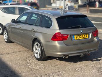BMW 3 SERIES 2.0 318d Exclusive Edition Touring 5dr Diesel Steptronic Euro 5 