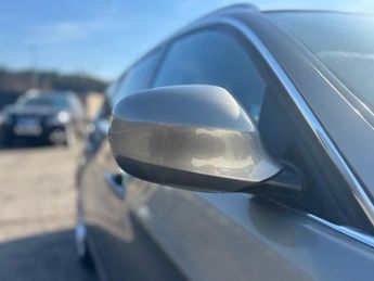 BMW 3 SERIES 2.0 318d Exclusive Edition Touring 5dr Diesel Steptronic Euro 5 