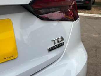 AUDI A5 2.0 TDI S line Coupe 2dr Diesel S Tronic quattro Euro 6 (s/s) (1