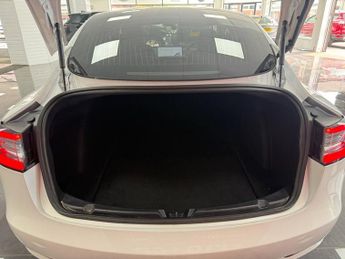 TESLA Model 3 (Dual Motor) Performance Saloon 4dr Electric Auto 4WDE (Performa