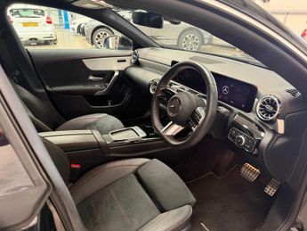 MERCEDES-BENZ CLA 1.3 CLA180h MHEV AMG Line (Executive) Coupe 4dr Petrol Hybrid 7G