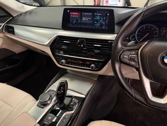 BMW 5 SERIES 3.0 530d SE Saloon 4dr Diesel Auto Euro 6 (s/s) (265 ps)