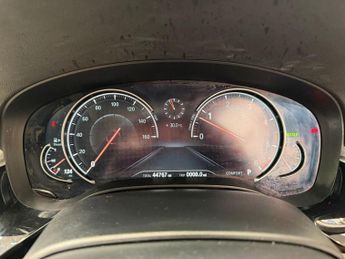 BMW 5 SERIES 3.0 530d SE Saloon 4dr Diesel Auto Euro 6 (s/s) (265 ps)