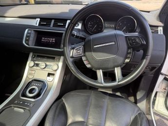 LAND ROVER RANGE ROVER EVOQUE 2.2 SD4 Pure SUV 5dr Diesel Auto 4WD Euro 5 (190 ps)